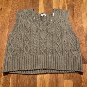 Brand New! Zara Women’s Cable Knit Vest